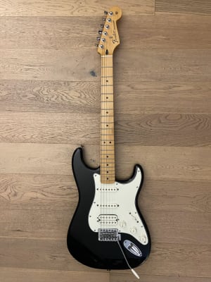 Guitarra Electrico Fender Stratocaster HSS Standard MIM (SKU:2170)1