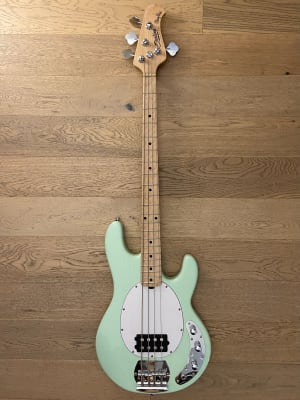 Bajo Electrico Sterling by Music Man StingRay 4 (SKU:2524)1