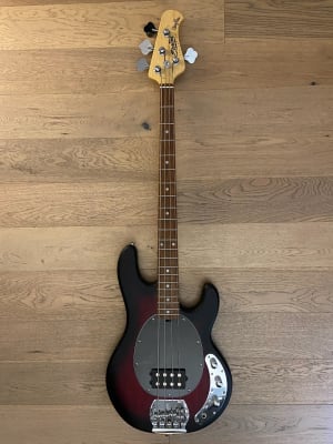 Bajo Electrico Sterling by Music Man StingRay 4 (SKU:2130)1
