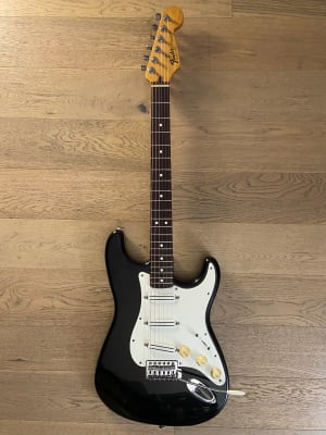 Guitarra Electrico Fender Stratocaster SSS Standard MIM (SKU:2434)