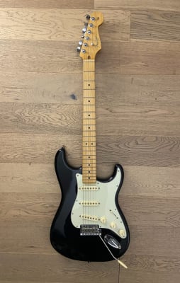 Guitarra Electrico Fender Stratocaster SSS American Professional II (SKU:2590)1