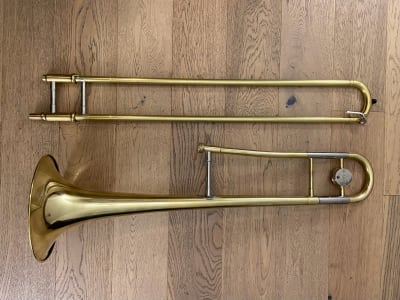 Trombon Tenor Yamaha YSL-354 (SKU:2208)1