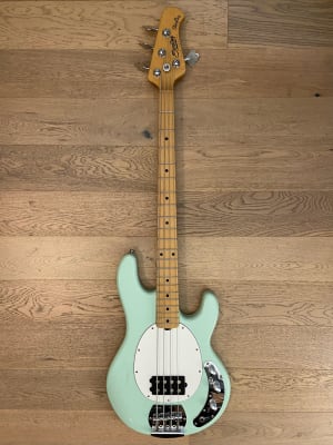 Bajo Electrico Sterling by Music Man StingRay 4 (SKU:2257)1
