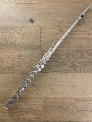 Flauta Traversa Plato cerrado Gemeinhardt 2SP (SKU:2546)1