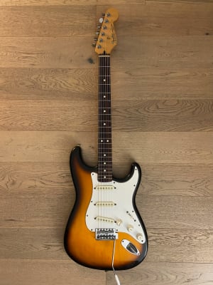 Guitarra Electrico Fender Stratocaster SSS Standard MIM (SKU:2337)1