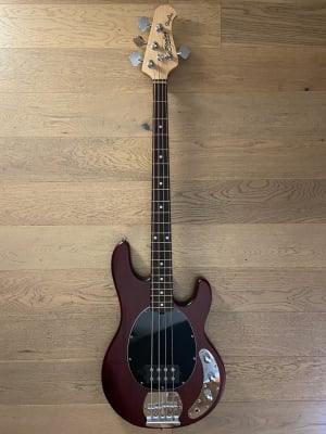 Bajo Electrico Sterling by Music Man StingRay 4 (SKU:2401)1
