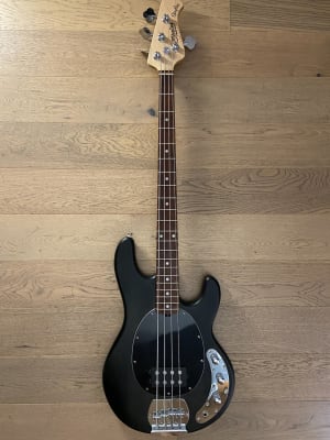 Bajo Electrico Sterling by Music Man StingRay 4 (SKU:2334)1
