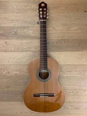 Guitarra Clásica Alhambra 2C (SKU:2221)1