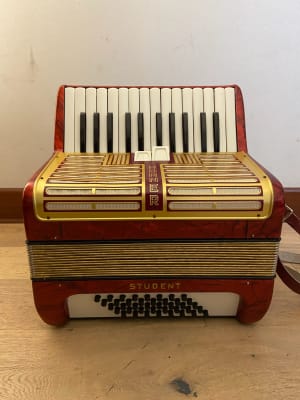 Acordeon a piano 40 bajos Hohner Student IV (SKU:1994)2