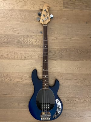 Bajo Electrico Sterling by Music Man StingRay 4 (SKU:2440)1