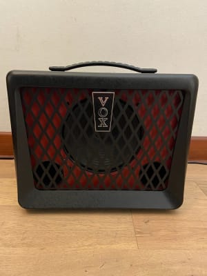 Amplificador Bajo Eléctrico VOX VX50-BA (SKU:2317)1