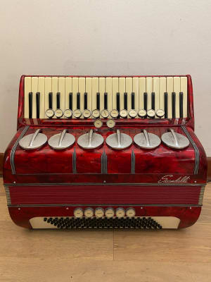 Acordeon a piano 120 bajos Scandalli  (SKU:1697)