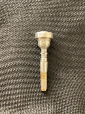 Trompeta  Vincent Bach 3C (SKU:2859)1