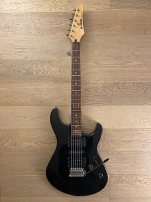Guitarra Electrico Yamaha ERG 121 (SKU:2734)