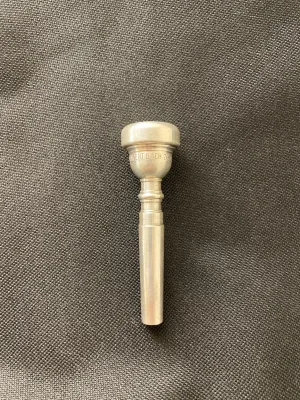 Trompeta  Vincent Bach 7C (SKU:2856)1