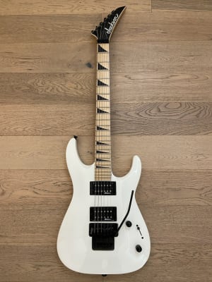 Guitarra Electrico Jackson JS32 Dinky (SKU:1999)2
