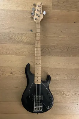 Bajo Electrico Sterling by Music Man StingRay 5 (SKU:2797)1