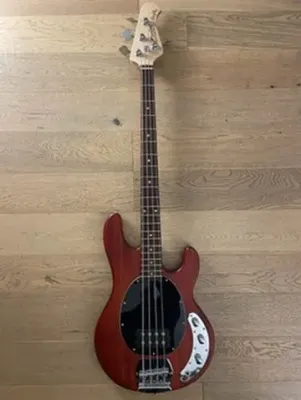 Bajo Electrico Sterling by Music Man StingRay 4