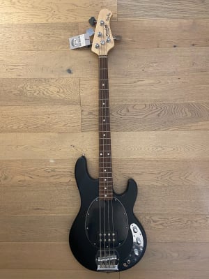 Bajo Electrico Sterling by Music Man StingRay 4 (SKU:2706)1