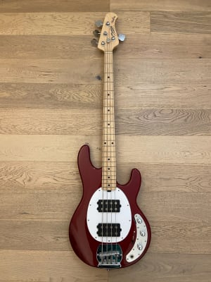 Bajo Electrico Sterling by Music Man StingRay 4 HH (SKU:1900)4