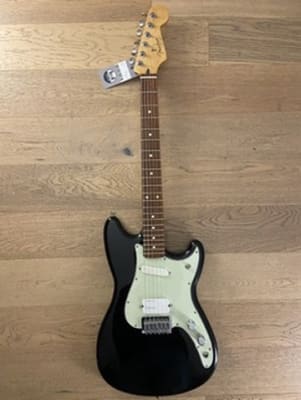 Guitarra Electrico Fender Duo-Sonic Player HS MIM (SKU:2645)