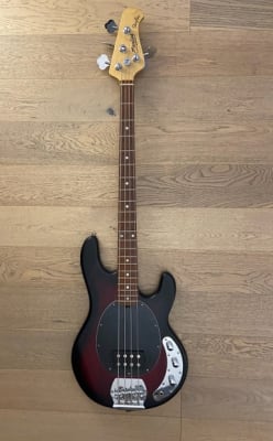 Bajo Electrico Sterling by Music Man StingRay 4 (SKU:2634)1