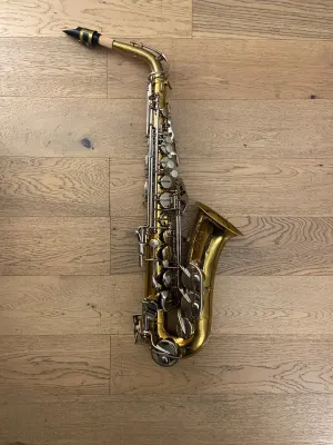Saxofon Alto Selmer Bundy II (SKU:2804)1