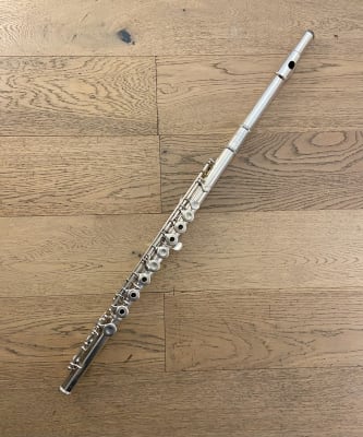 Flauta Traversa Plato abierto Selmer Bundy II (SKU:2610)1