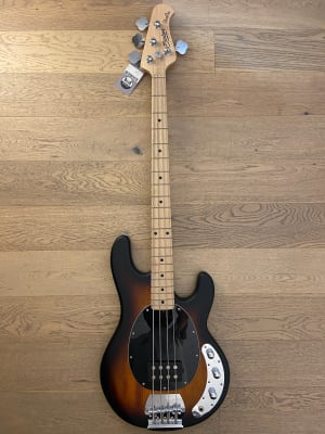 Bajo Electrico Sterling by Music Man StingRay 4 (SKU:2703)1