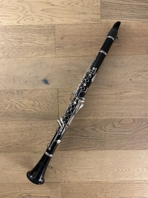 Clarinete Soprano Selmer Bundy Resonite 577 (SKU:2652)1
