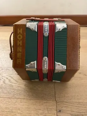 Concertina 20 botones Hohner  (SKU:2806)1