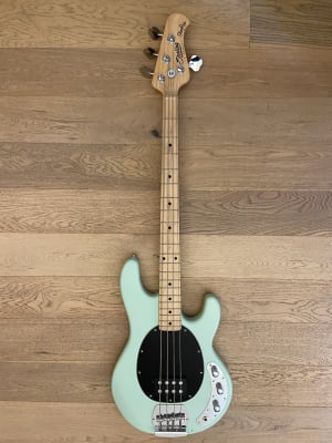 Bajo Electrico Sterling by Music Man StingRay 4 (SKU:1921)5