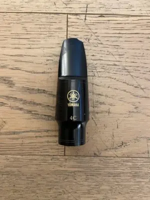 Saxofon Alto Yamaha 4C (SKU:622)1