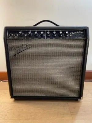 Guitarra Electrico Fender Champion 40 (SKU:2932)1