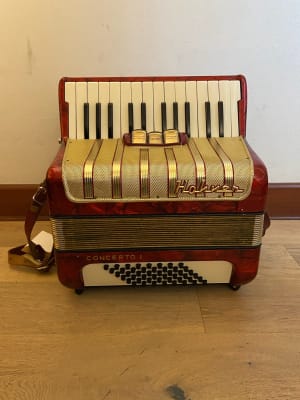 Acordeon a piano 48 bajos Hohner Concerto I (SKU:1905)2