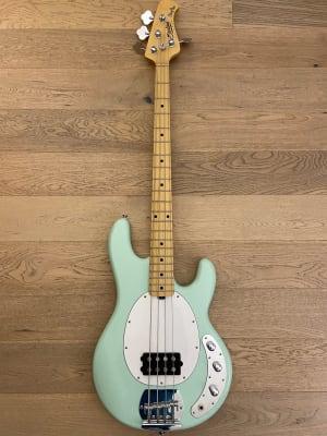Bajo eléctrico Sterling by Music Man StingRay 4 (SKU:1953)2