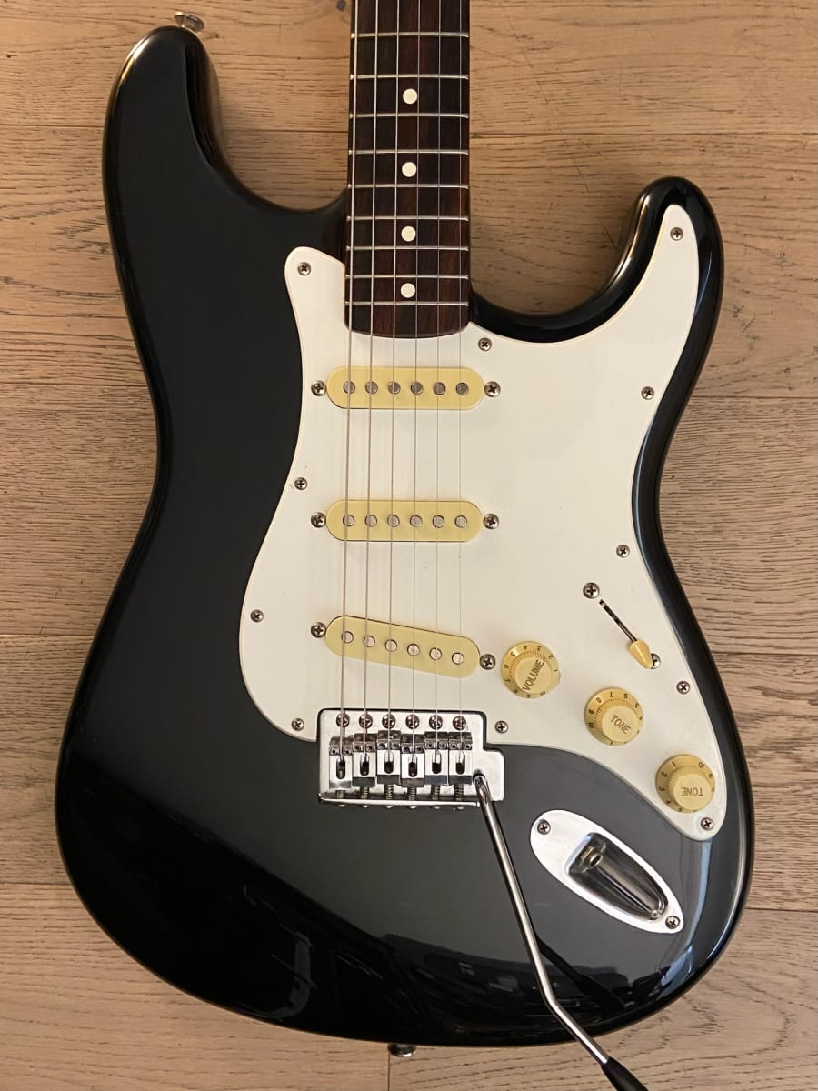 Fender Stratocaster SSS Squier Series MIM (SKU:2075