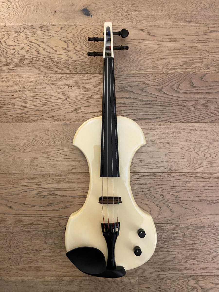 Violin Electrico Fender FV-1 (SKU:2029) | Instrumentos Chile