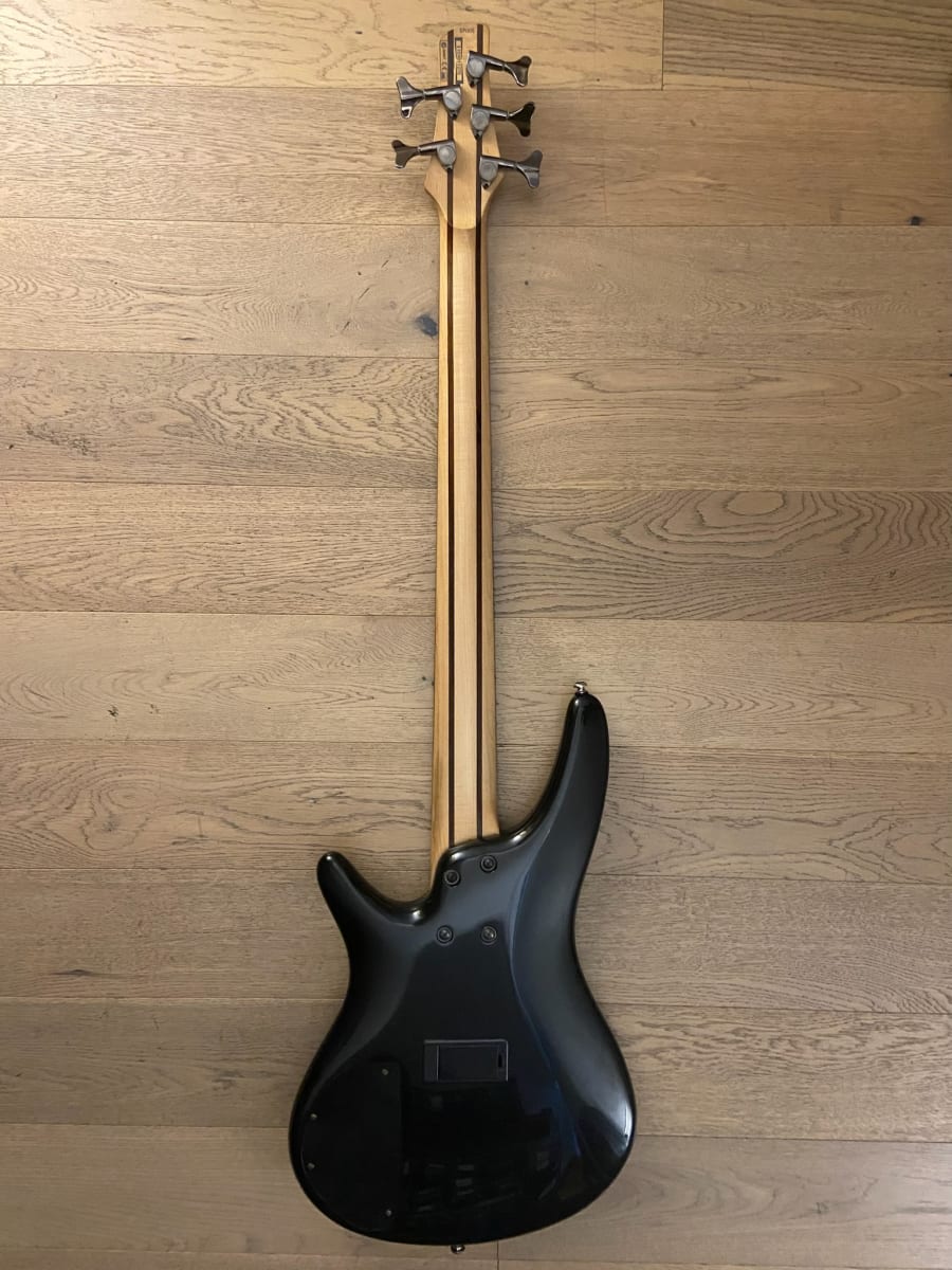 Bajo Electrico Ibanez SR305 (SKU:2226) | Instrumentos Chile