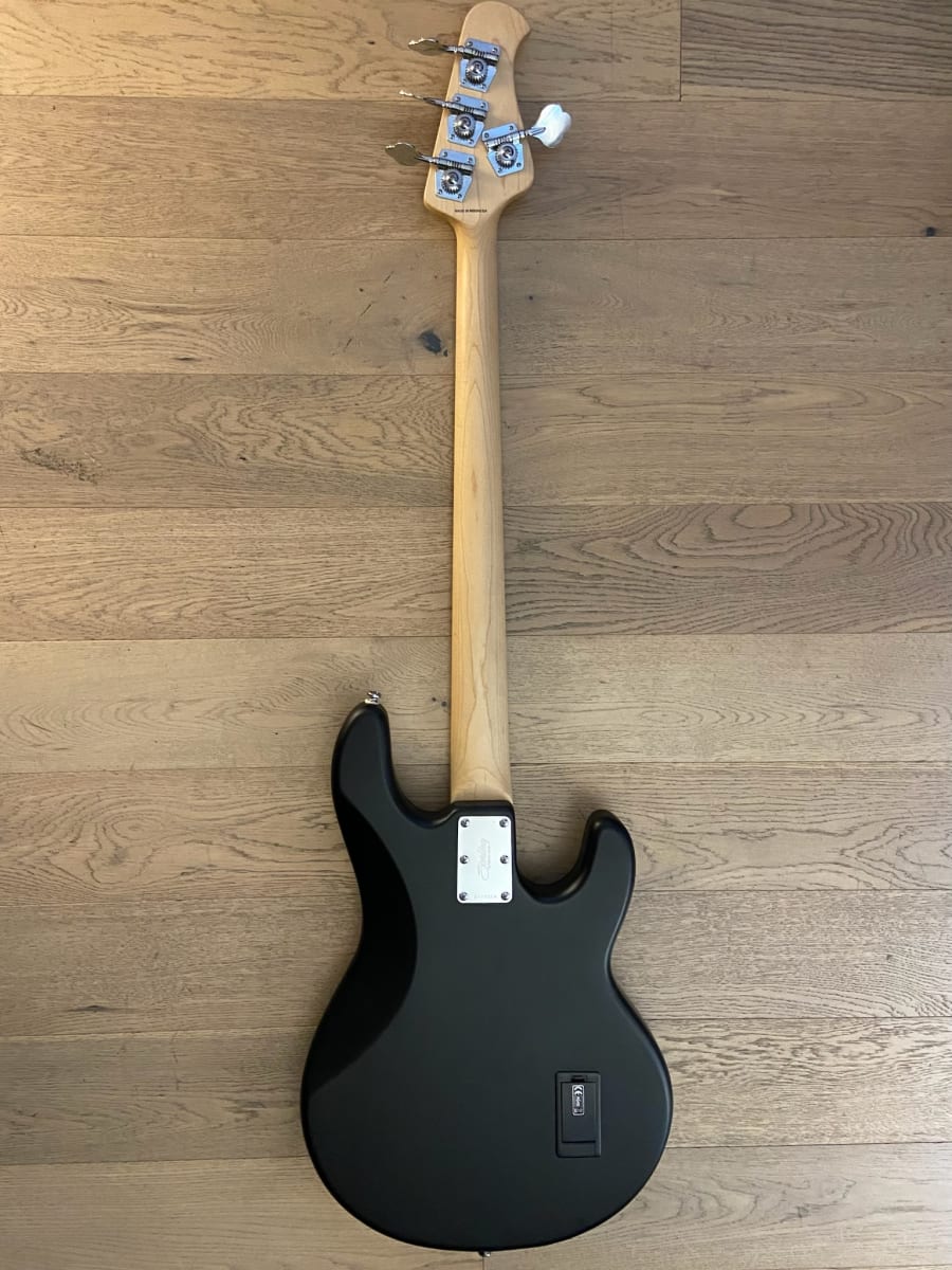 Bajo Electrico Sterling by Music Man StingRay 4 LH (SKU:2071