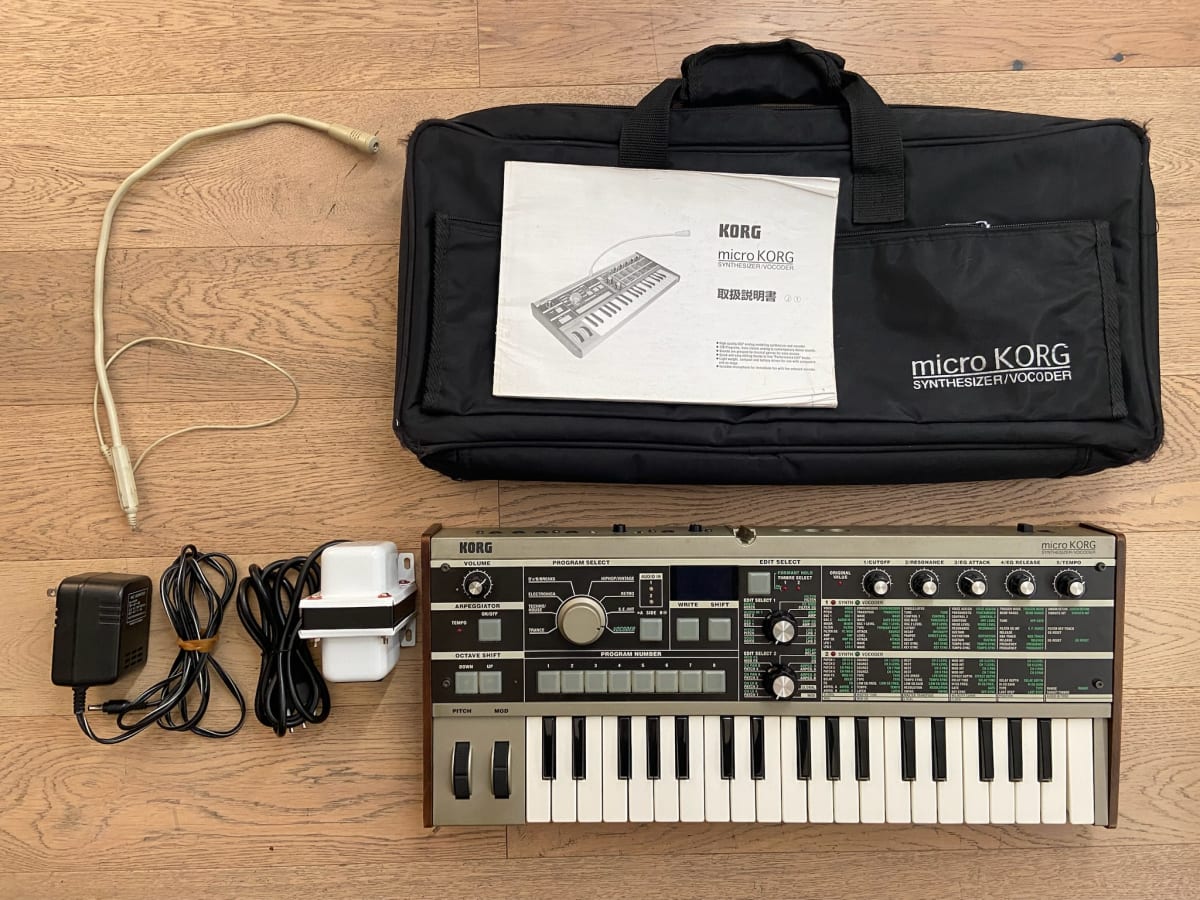 Sintetizador Vocoder Korg Micro (SKU:2630) | Instrumentos Chile