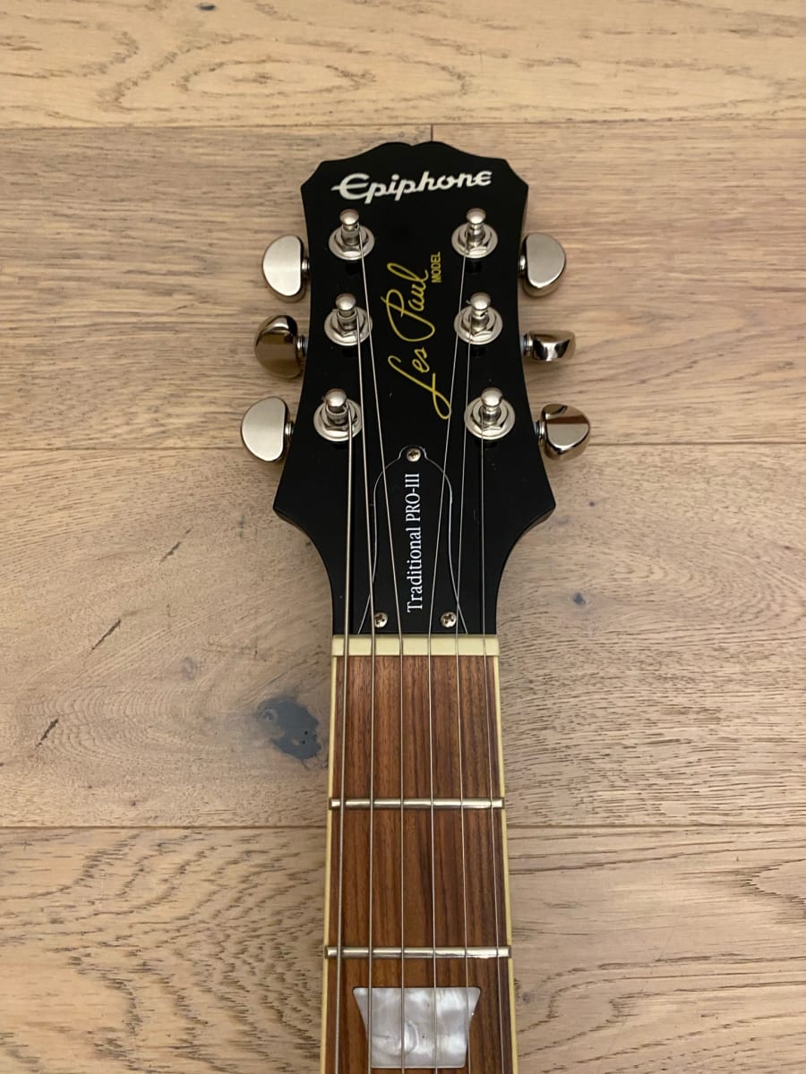 Guitarra eléctrica Epiphone Les Paul Traditional PRO III