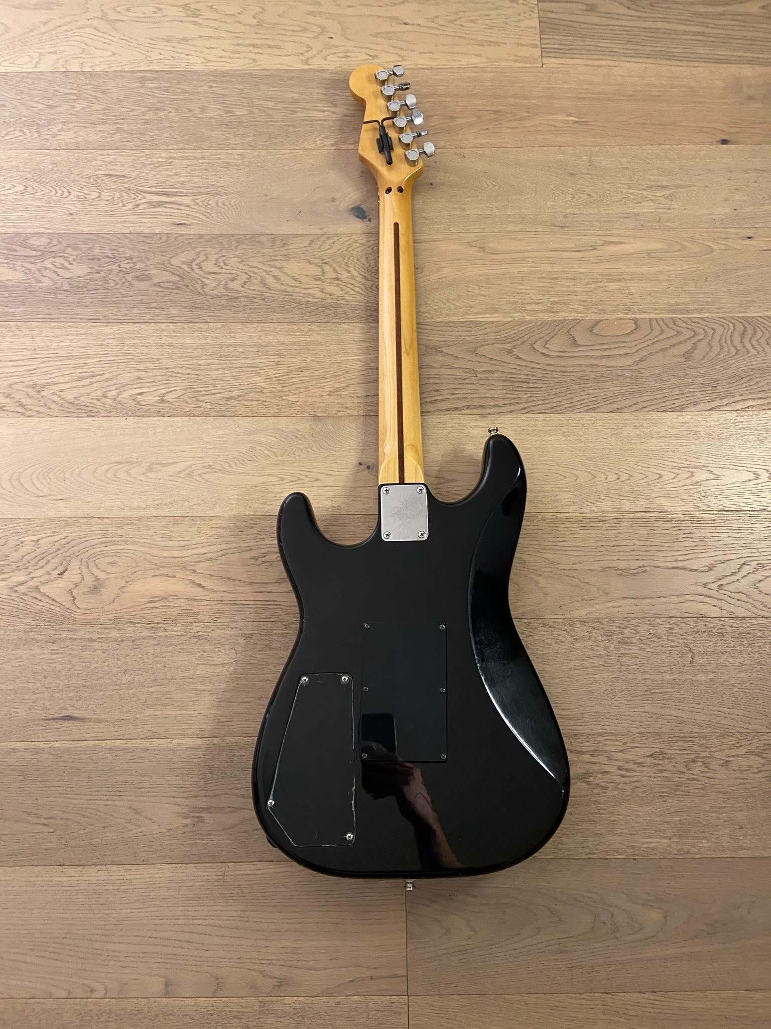 Squier Stratocaster HSS MIK Floyd Rose