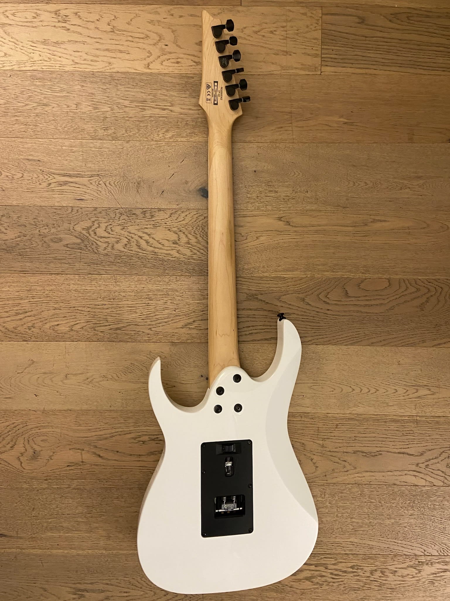 Guitarra Electrico Ibanez RG350DXZ (SKU:2479) | Instrumentos Chile