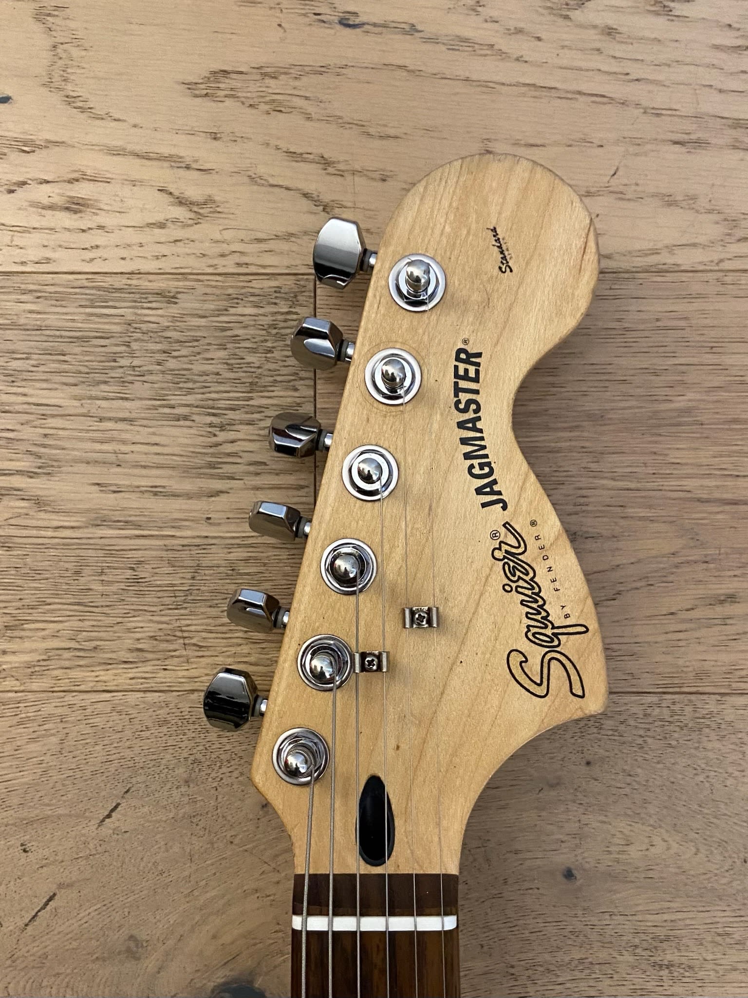 Guitarra Electrico Squier Jagmaster Standard (SKU:2457