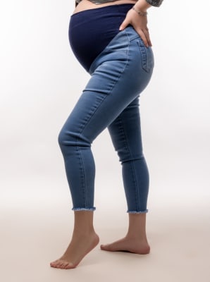 JEANS MATERNAL TOBILLERO CELESTE
