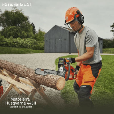 Motosierra Husqvarna 445 II - Ligera y Potente para Uso Versátil