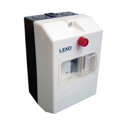 CAJA PARA GUARDAMOTOR CON MEMBRANA Y LUZ PILOTO