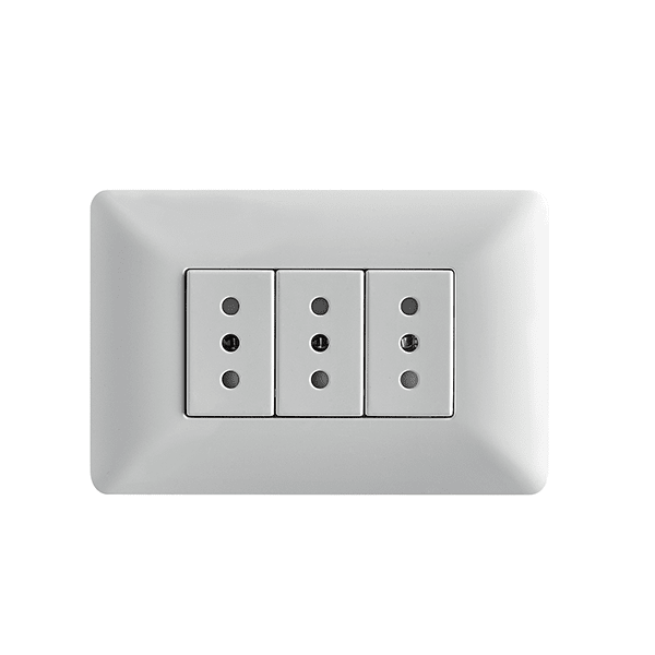 TOMA CORRIENTE EMBUTIDO TRIPLE 10A STANFORD 0