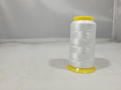 HILO DE BORDAR A MAQUINA PETUNIA BLANCO 5403